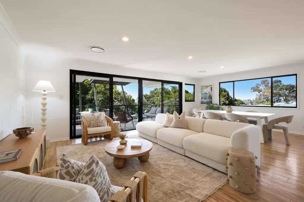 27/2 Ridgeline Way, Highland Park For Sale by Drew Property Group