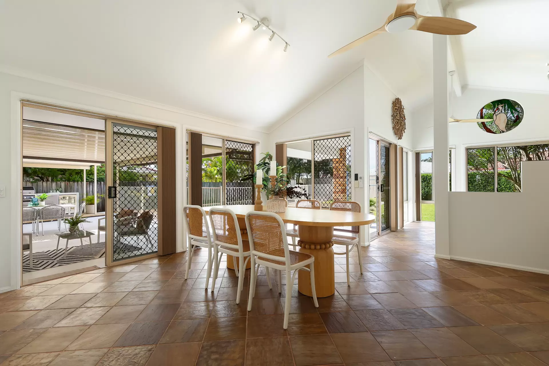 Photo #4: 10 Blackbean Court, Elanora - Sold by Drew Property Group