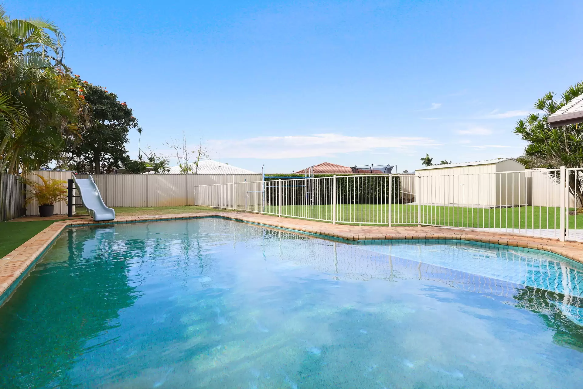 Photo #16: 10 Blackbean Court, Elanora - Sold by Drew Property Group