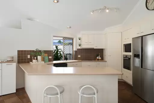 10 Blackbean Court, Elanora Sold by Drew Property Group - image 17