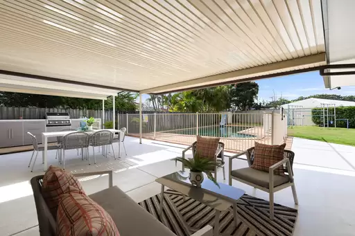 10 Blackbean Court, Elanora Sold by Drew Property Group - image 6