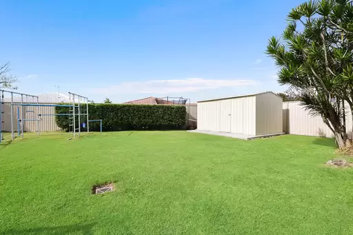 10 Blackbean Court, Elanora Sold by Drew Property Group - image 8