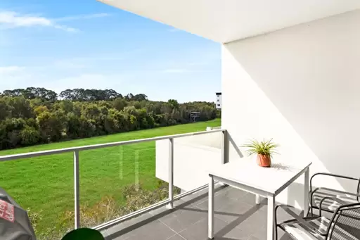 4105/31 Bourton Road, Merrimac Sold by Drew Property Group - image 3