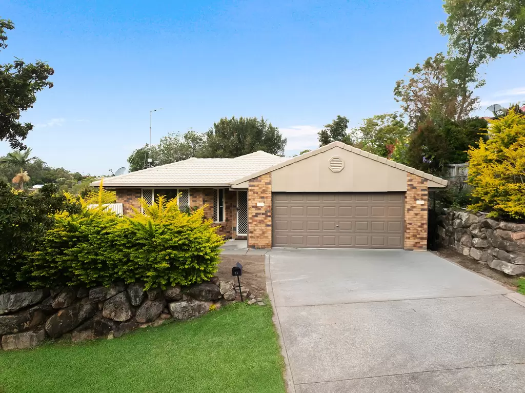 11 Pinebark Avenue, Oxenford Sold by Drew Property Group