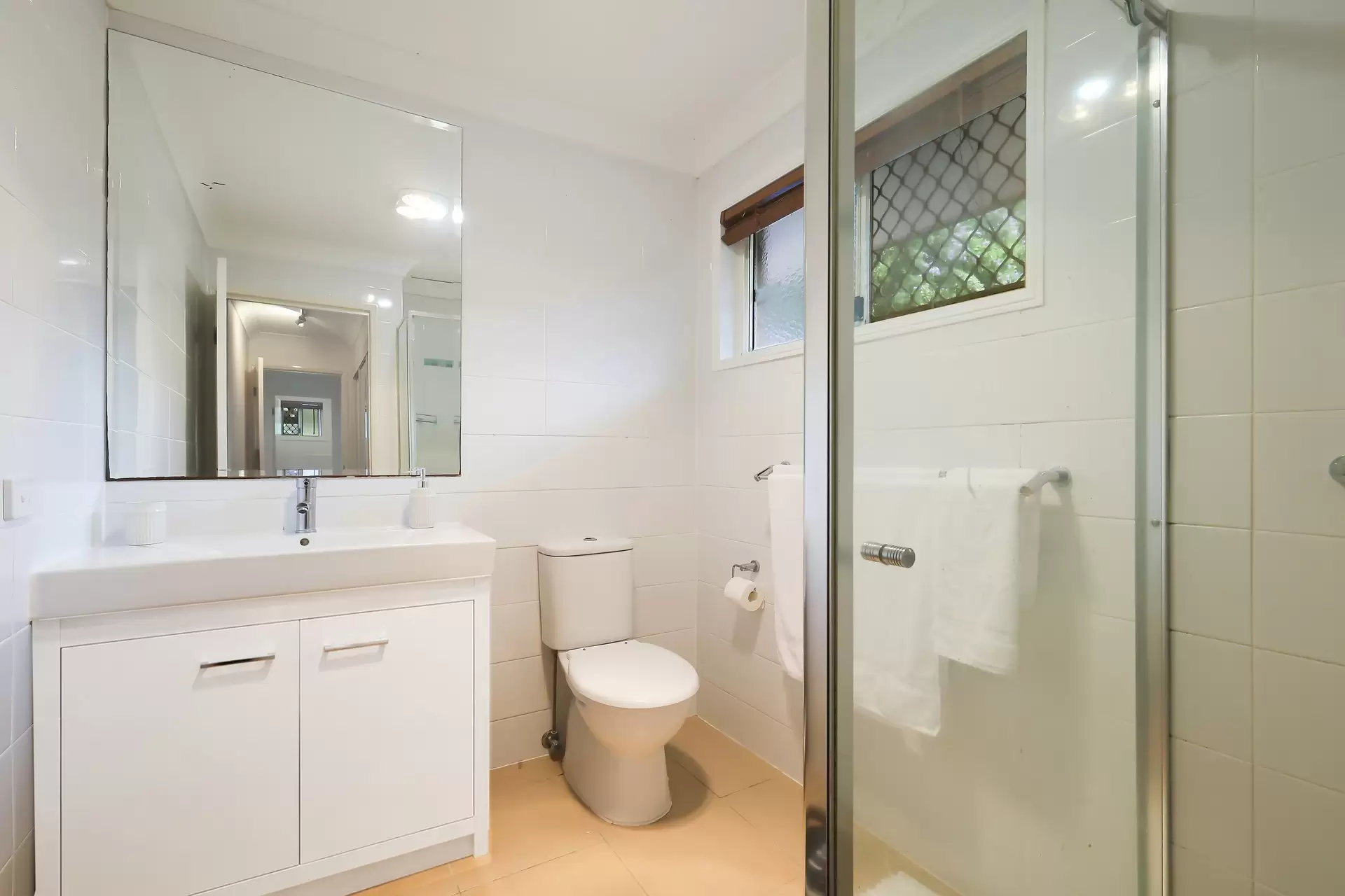 Photo #11: 11 Pinebark Avenue, Oxenford - Sold by Drew Property Group